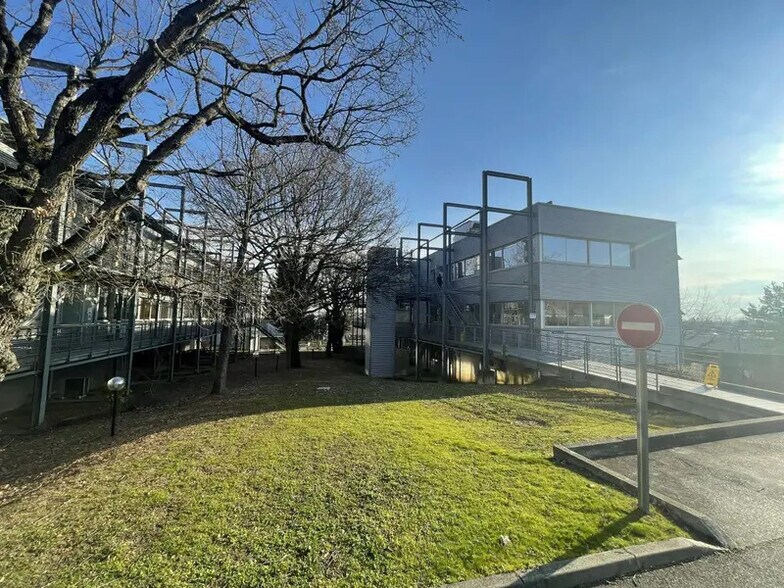 4 Impasse René Couzinet, Toulouse à louer - Photo du bâtiment - Image 3 de 41