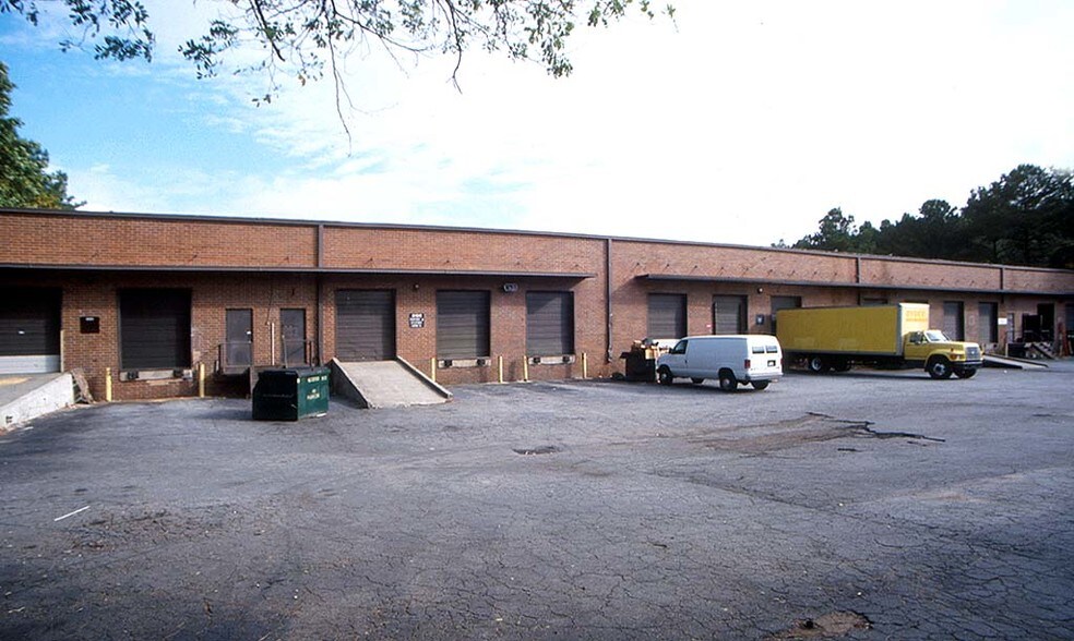3150 Oakcliff Industrial St, Doraville, GA à louer - Photo du bâtiment - Image 2 de 4