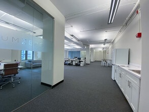 11 Broadway, New York, NY for lease Interior Photo- Image 2 of 6