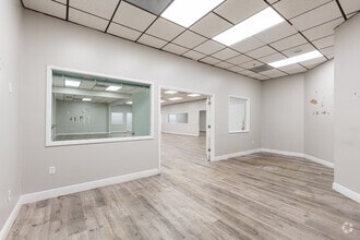 499 NW 70th Ave, Plantation, FL for lease Interior Photo- Image 2 of 6
