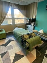 200 Little Falls St, Falls Church, VA à louer Photo intérieure- Image 2 de 4