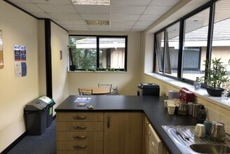 Ling Rd, Poole for lease Interior Photo- Image 2 of 4