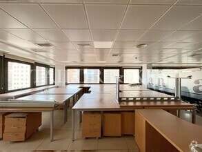 Office in Madrid, Madrid for lease Interior Photo- Image 2 of 12