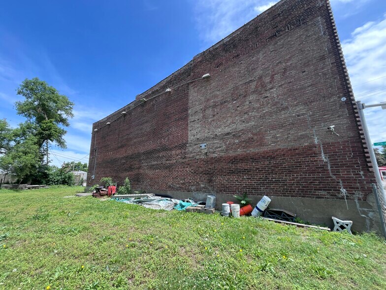 1200 Argentine Blvd, Kansas City, KS à vendre - Photo du bâtiment - Image 3 de 7