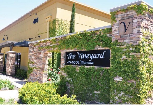 435 N Whisman Rd, Mountain View, CA à louer - Photo du bâtiment - Image 3 de 10