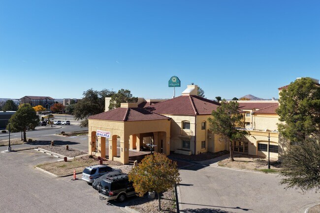 More details for 790 Avenida de Mesilla, Las Cruces, NM - Hospitality for Sale