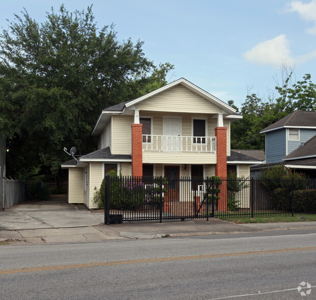 6611 N Main St, Houston, TX à vendre - Photo principale - Image 1 de 1