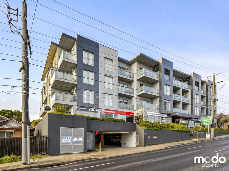 1320 Plenty Rd, Bundoora à vendre - Photo du bâtiment - Image 2 de 2