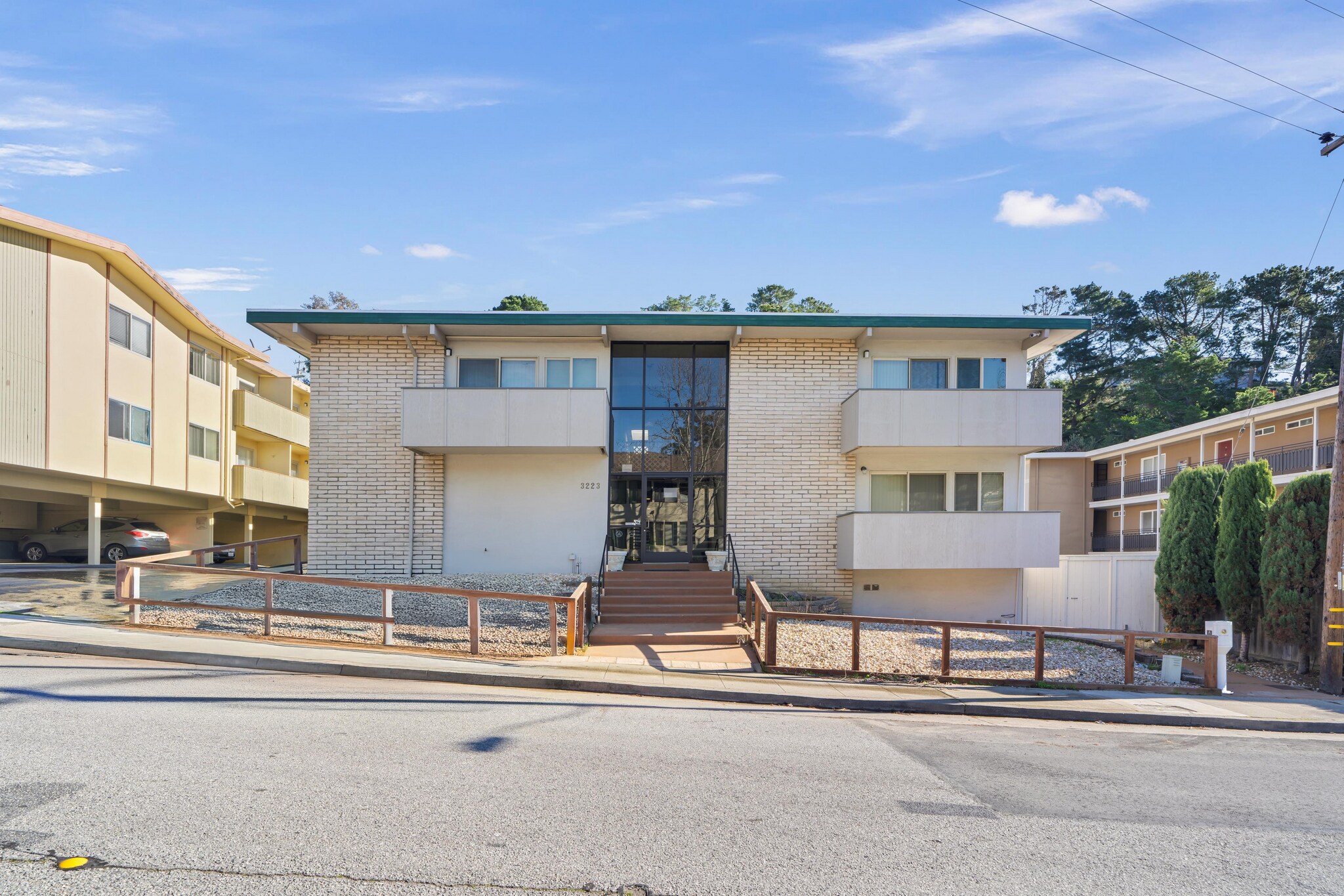 3223 Glendora Dr, San Mateo, CA à vendre Photo principale- Image 1 de 22