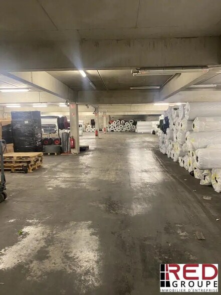 Industrial in Aubagne for lease - Building Photo - Image 1 of 3