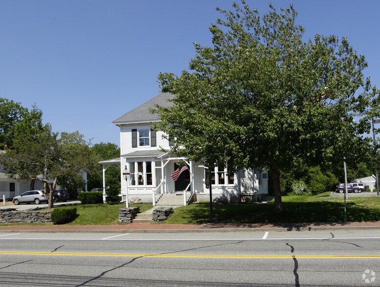 149 Main St, Freeport, ME à louer - Photo du bâtiment - Image 2 de 2