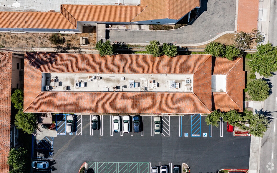 265 S Randolph Ave, Brea, CA for lease - Building Photo - Image 3 of 6