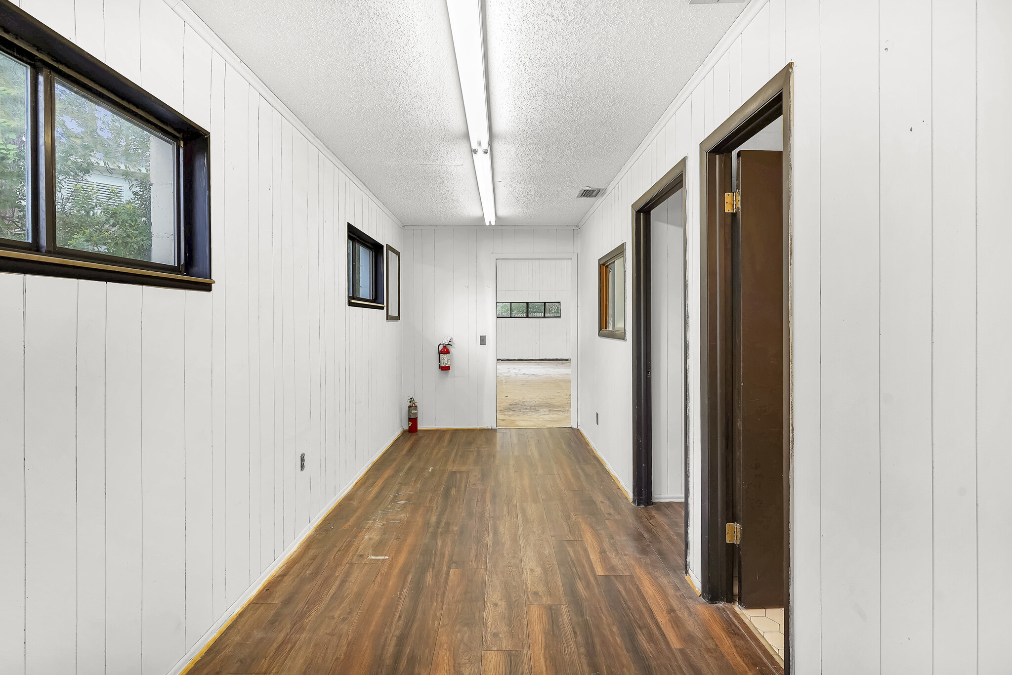 3740 San Jose Pl, Jacksonville, FL for lease Primary Photo- Image 1 of 28