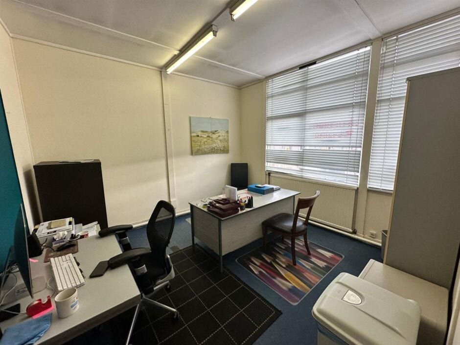 9-10 London Rd, Neath à louer Photo intérieure- Image 1 de 4