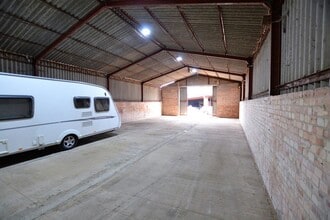 Slip End, Baldock for lease Interior Photo- Image 1 of 2