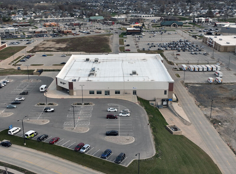 3500 Dalton Way SW, Cedar Rapids, IA for lease - Aerial - Image 2 of 4