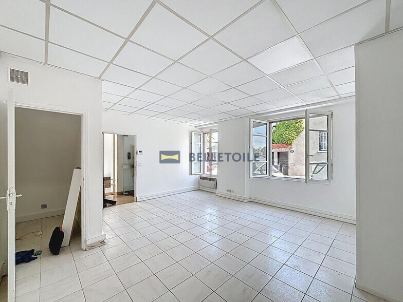 Bureau dans Maisons-Alfort à louer - Photo intérieure - Image 2 de 6