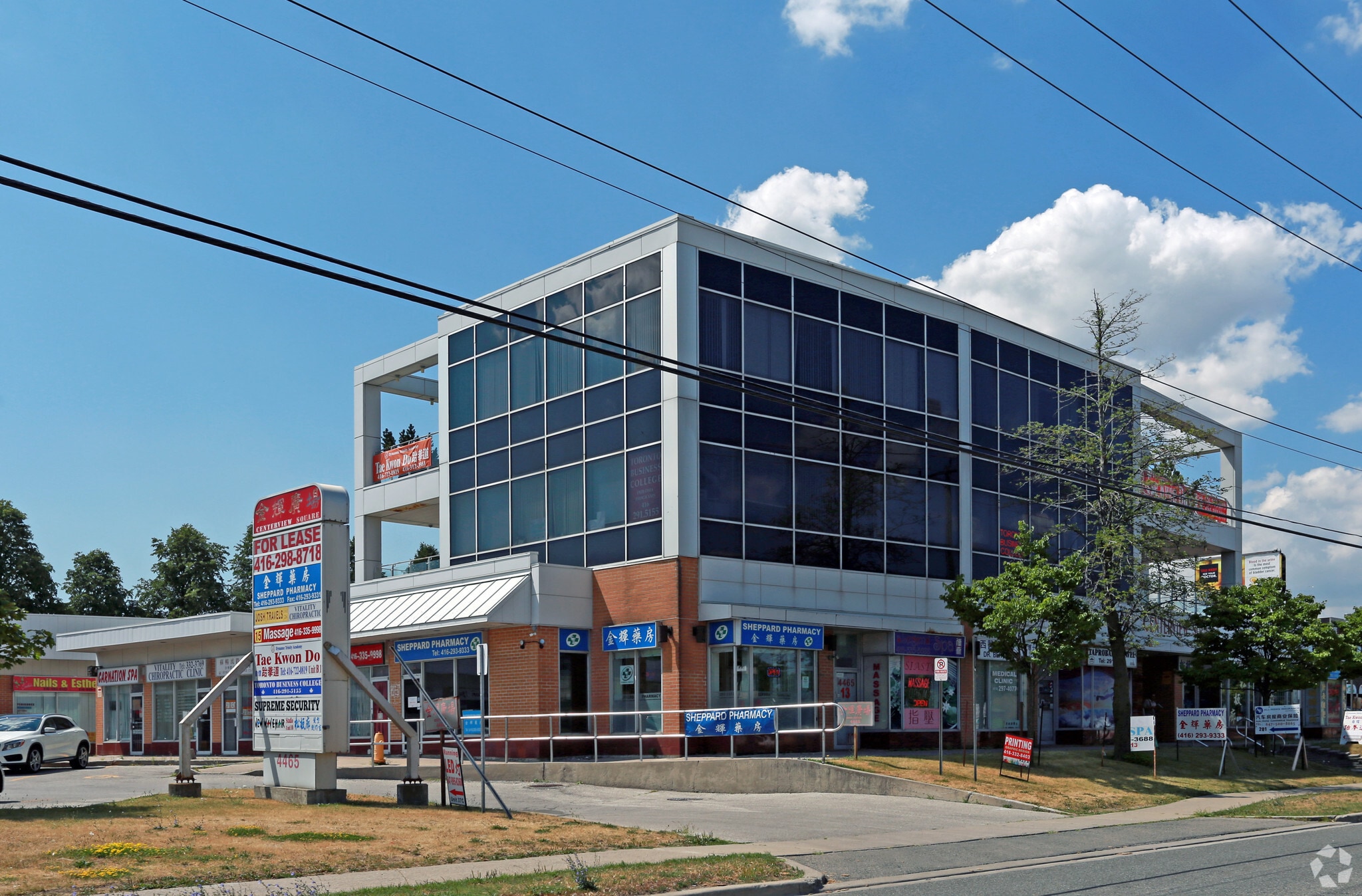 4465 Sheppard Ave E, Toronto, ON à louer Photo principale- Image 1 de 6