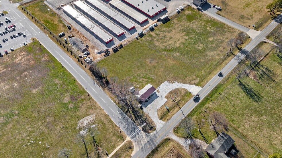 1997 W Pickens Rd, Pea Ridge, AR à vendre - Photo du bâtiment - Image 3 de 19