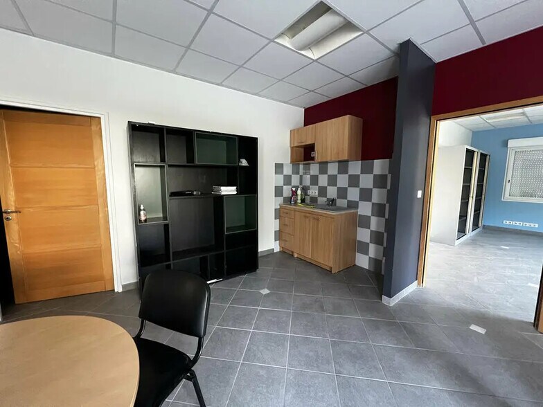 Local d'activités dans Avignon à vendre - Photo intérieure - Image 3 de 7