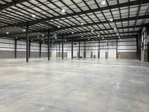 6451 Ladd Ave, Louisville, KY à vendre Photo intérieure- Image 1 de 4