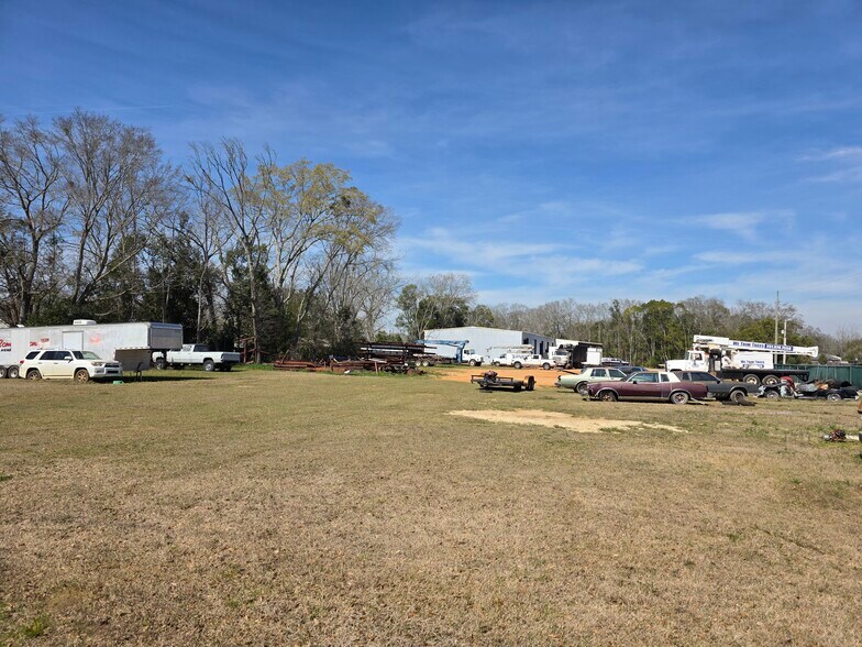 22195 Cedar St, Robertsdale, AL à vendre - Photo du bâtiment - Image 2 de 15