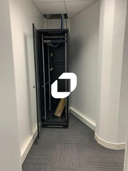 16-18 Rue Nicolas Appert, Lognes for lease - Interior Photo - Image 3 of 7