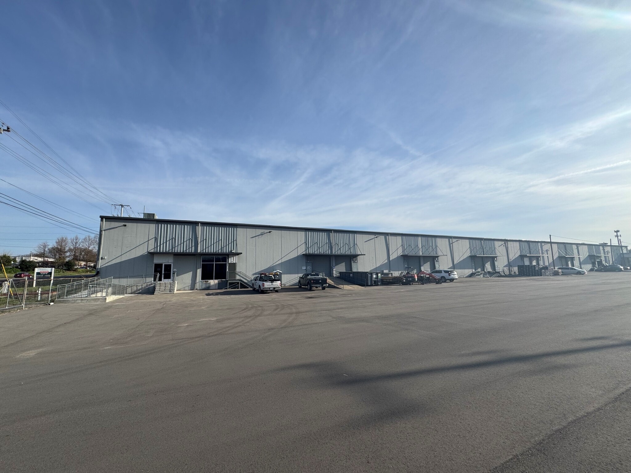 3706-3710 Vulcan Dr, Nashville, TN for lease Primary Photo- Image 1 of 10