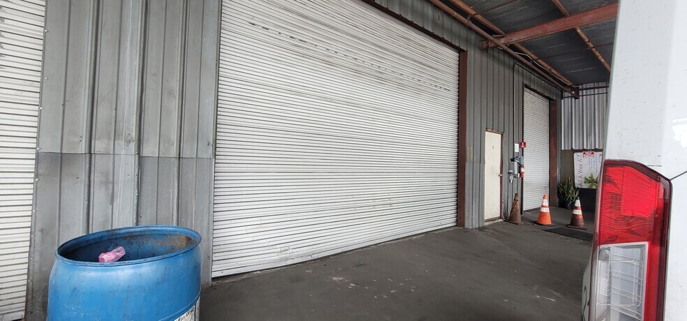 621 W Rosecrans Ave, Gardena, CA à louer - Photo du bâtiment - Image 3 de 12