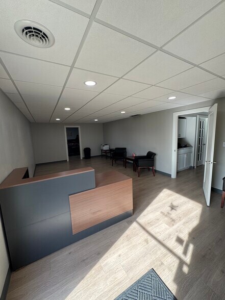 4602 County W 100 N rd, Kokomo, IN à vendre - Photo du bâtiment - Image 3 de 14