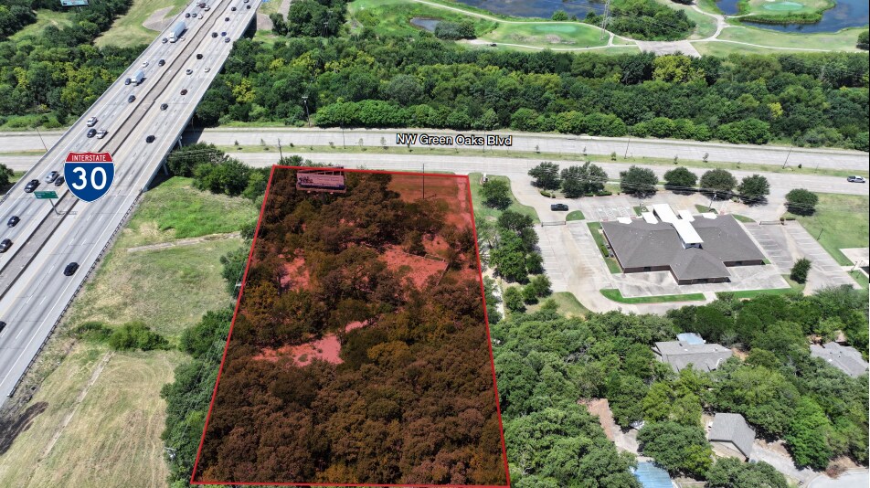 2598 NW Green Oaks Blvd, Arlington, TX à vendre Photo du bâtiment- Image 1 de 4
