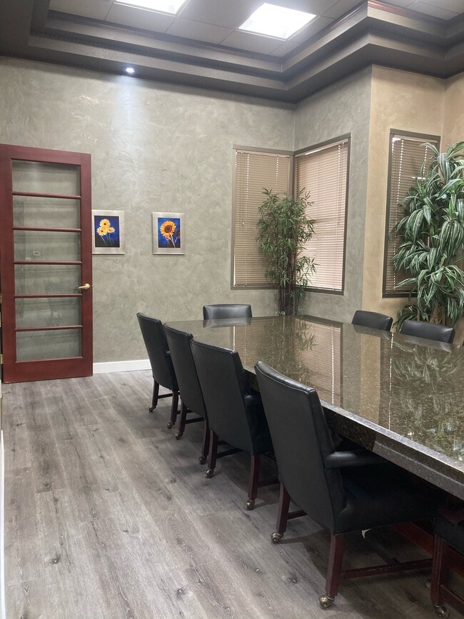 Plus de détails pour 64 N Pecos Rd, Henderson, NV - Bureau/Médical à louer