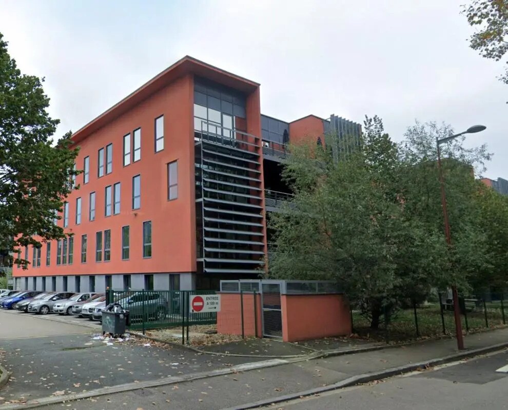 17-23 Avenue De Poumeyrol, Caluire-et-Cuire à louer Photo du bâtiment- Image 1 de 24