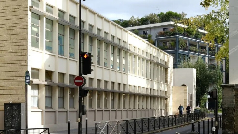 10 Rue Varet, Paris for lease - Building Photo - Image 1 of 1