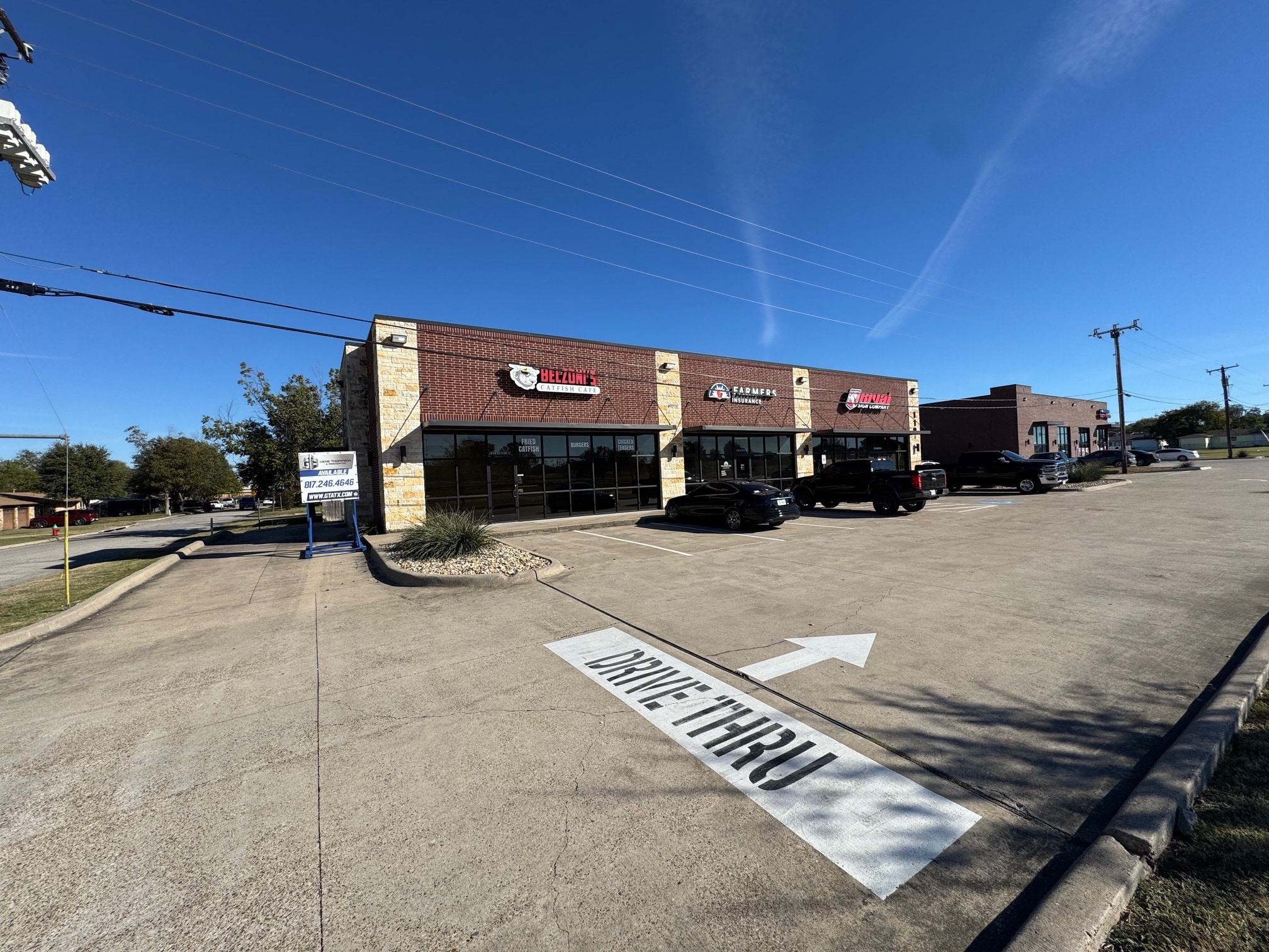 110 N Jim Wright Fwy, Fort Worth, TX for lease Building Photo- Image 1 of 16