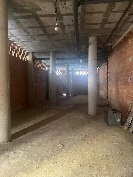 Commerce de détail dans Torrevieja à vendre - Photo du bâtiment - Image 3 de 9