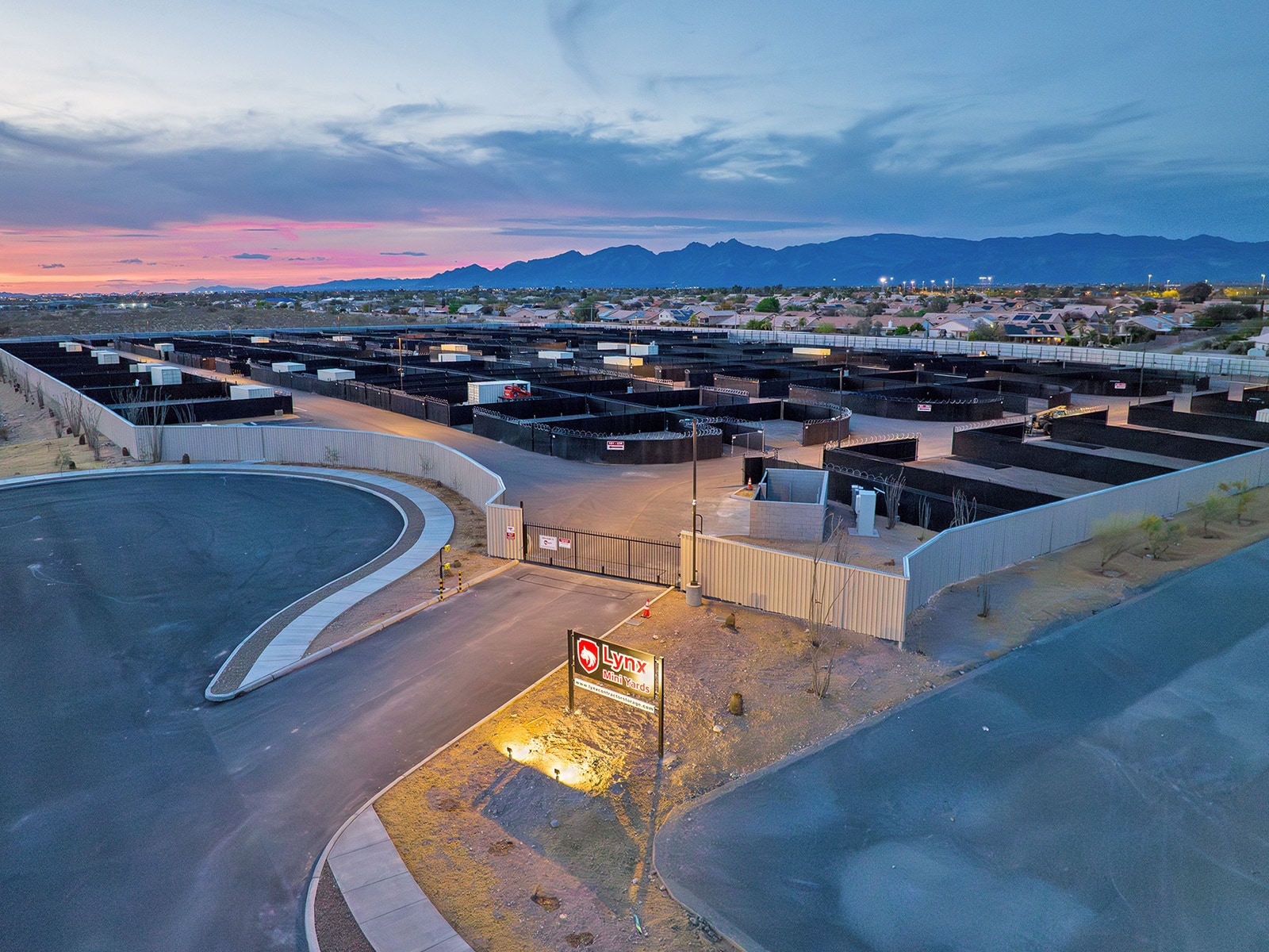 9683 E Rita Commerce Dr, Tucson, AZ for lease Primary Photo- Image 1 of 12