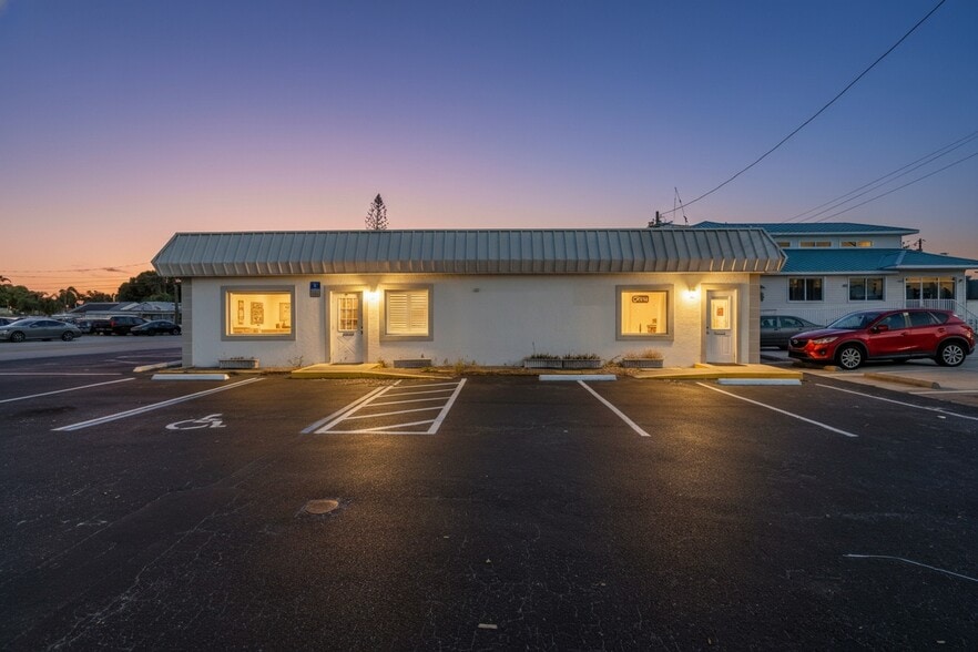 800 Pasadena Ave S, South Pasadena, FL for sale - Building Photo - Image 2 of 28