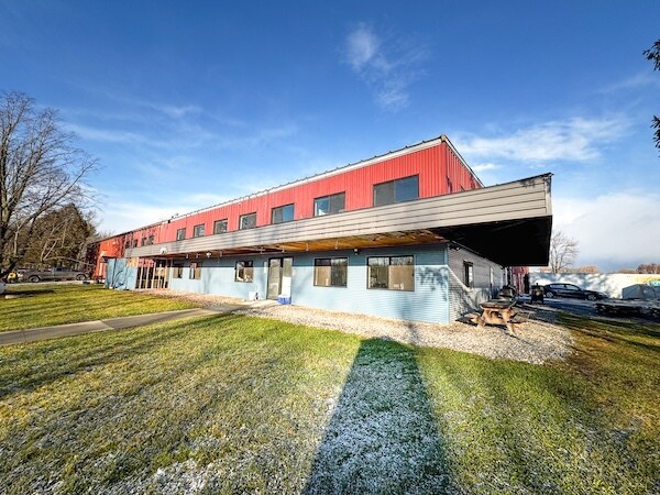 823 Ferry Rd, Charlotte, VT à vendre Photo du bâtiment- Image 1 de 9
