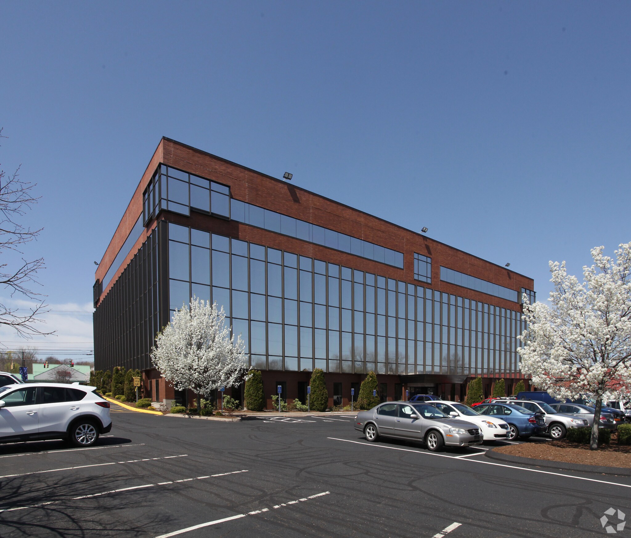 1290 Silas Deane Hwy, Wethersfield, CT for lease Primary Photo- Image 1 of 5