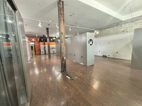 255 Liberty St NE, Salem, OR à louer Photo intérieure- Image 2 de 28