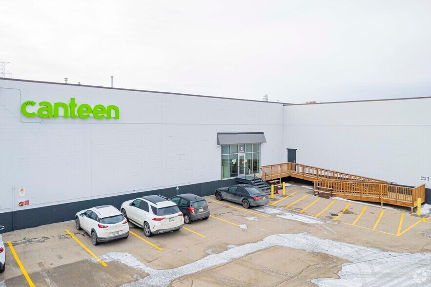 225 42 Ave SE, Calgary, AB à vendre - Photo principale - Image 1 de 1