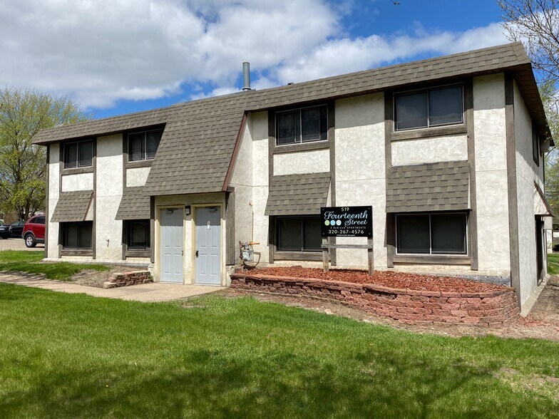519 14th St S, Saint Cloud, MN à vendre - Photo du bâtiment - Image 2 de 13