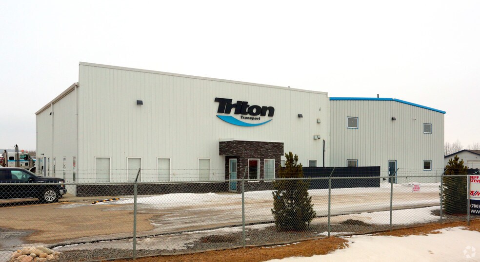 22303 112th Ave NW, Edmonton, AB à louer - Photo du bâtiment - Image 1 de 4