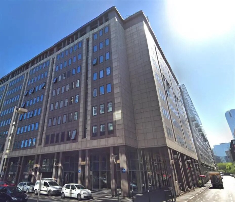 Office in Nanterre for lease Building Photo- Image 1 of 8