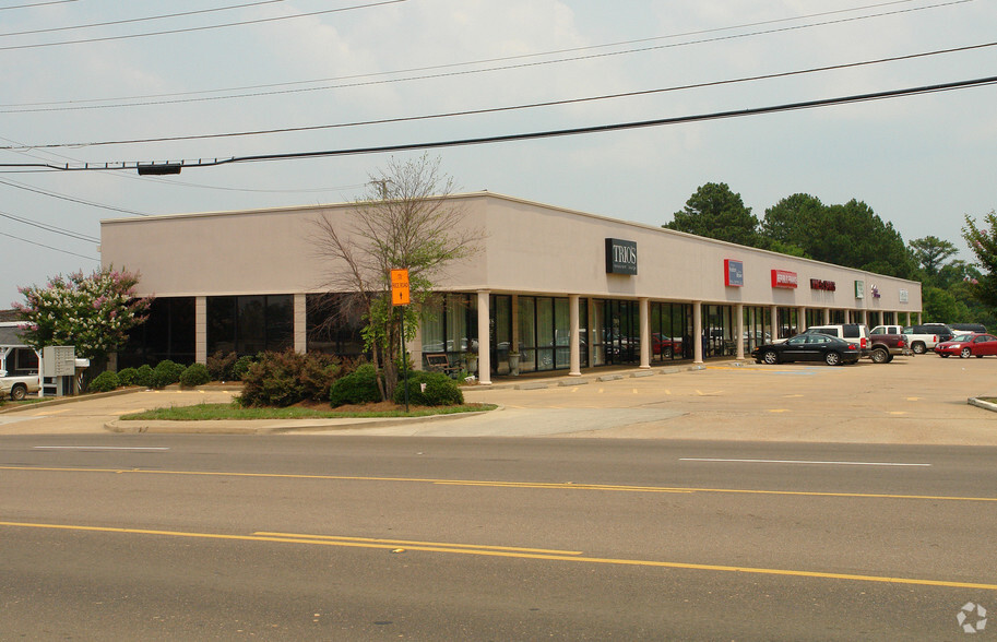 6954 Old Canton Rd, Ridgeland, MS à vendre - Photo du bâtiment - Image 1 de 1