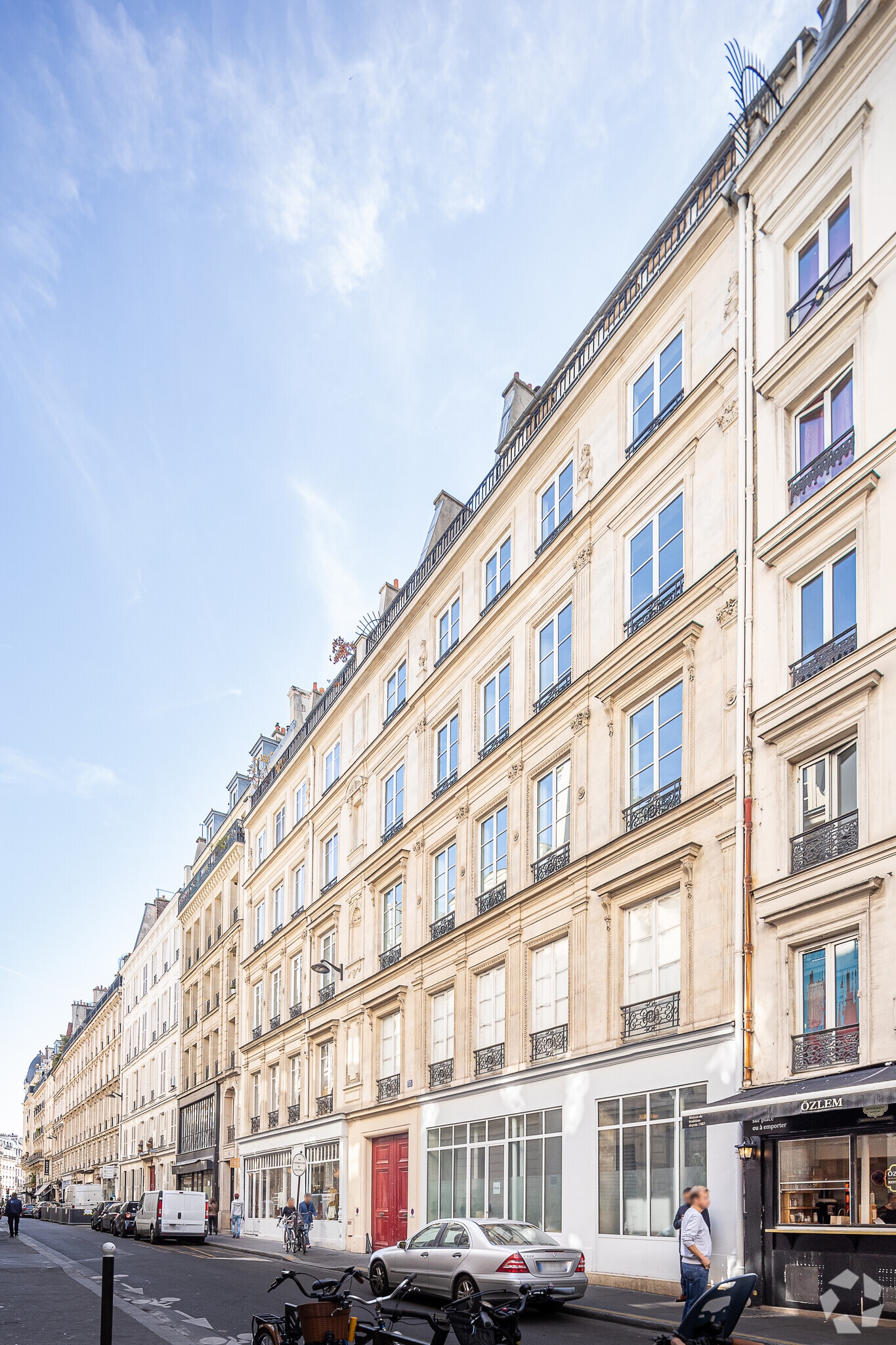 55 Rue Des Petites Ecuries, Paris à louer Photo principale- Image 1 de 7