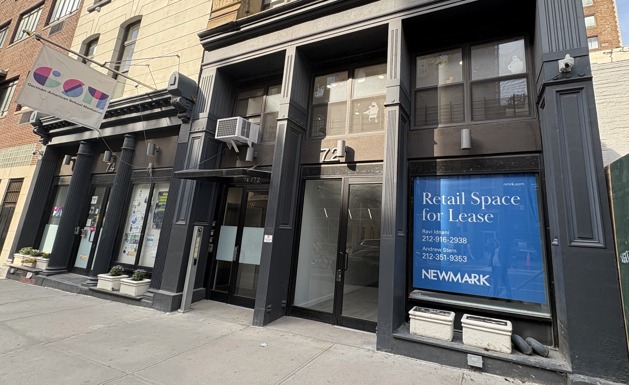 76-84 Warren St, New York, NY for lease Building Photo- Image 1 of 6