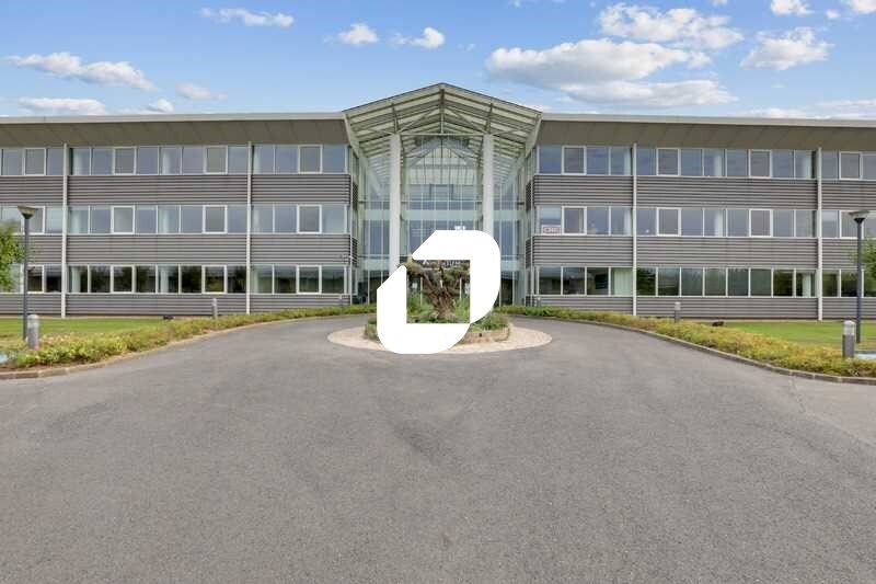 Bureau dans Argenteuil à louer - Photo du bâtiment - Image 1 de 26
