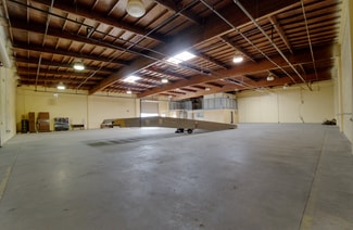 Plus de détails pour 11350 Wright Rd, Lynwood, CA - Industriel à louer